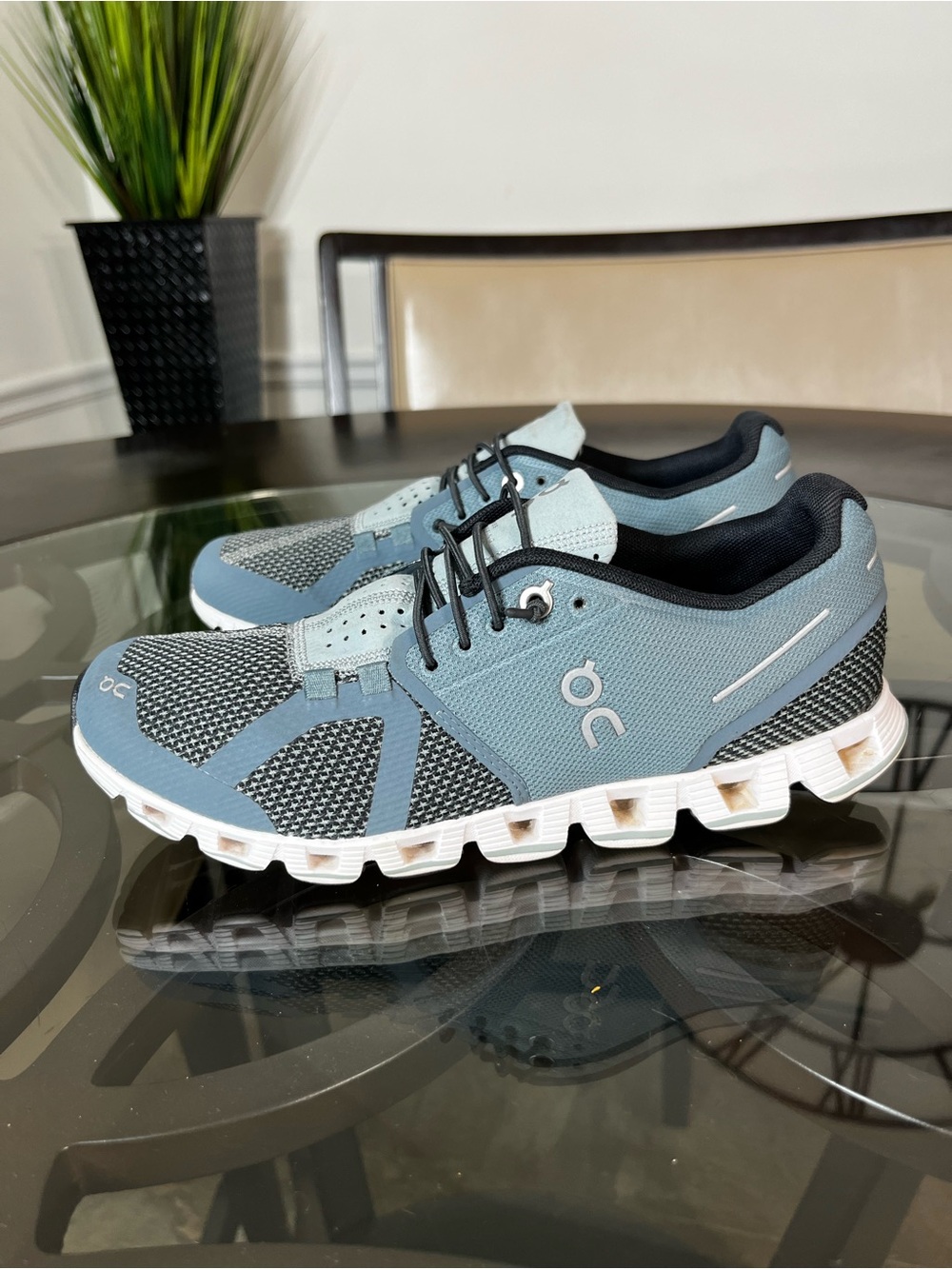 On Running Cloud 5 Tide
Blue / Magnet Gray Athletic Sneakers Shoes Women Sz 8 - Picture 2 of 6